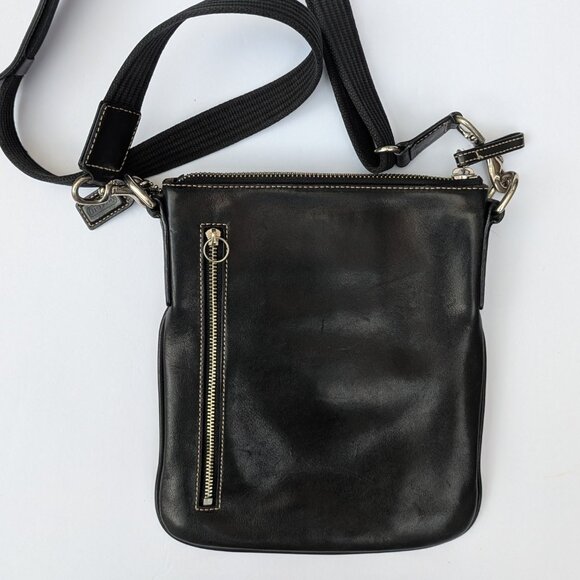 Vintage Coach Black Leather Hamilton Crossbody Bag with Buckle Front Pocket - Picture 4 of 7
